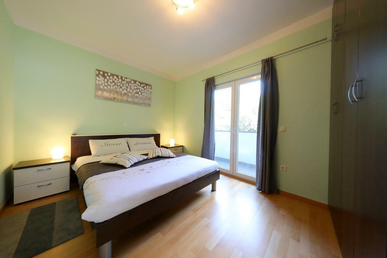 Luxury Villa Nada With Pool Petrčane Zewnętrze zdjęcie