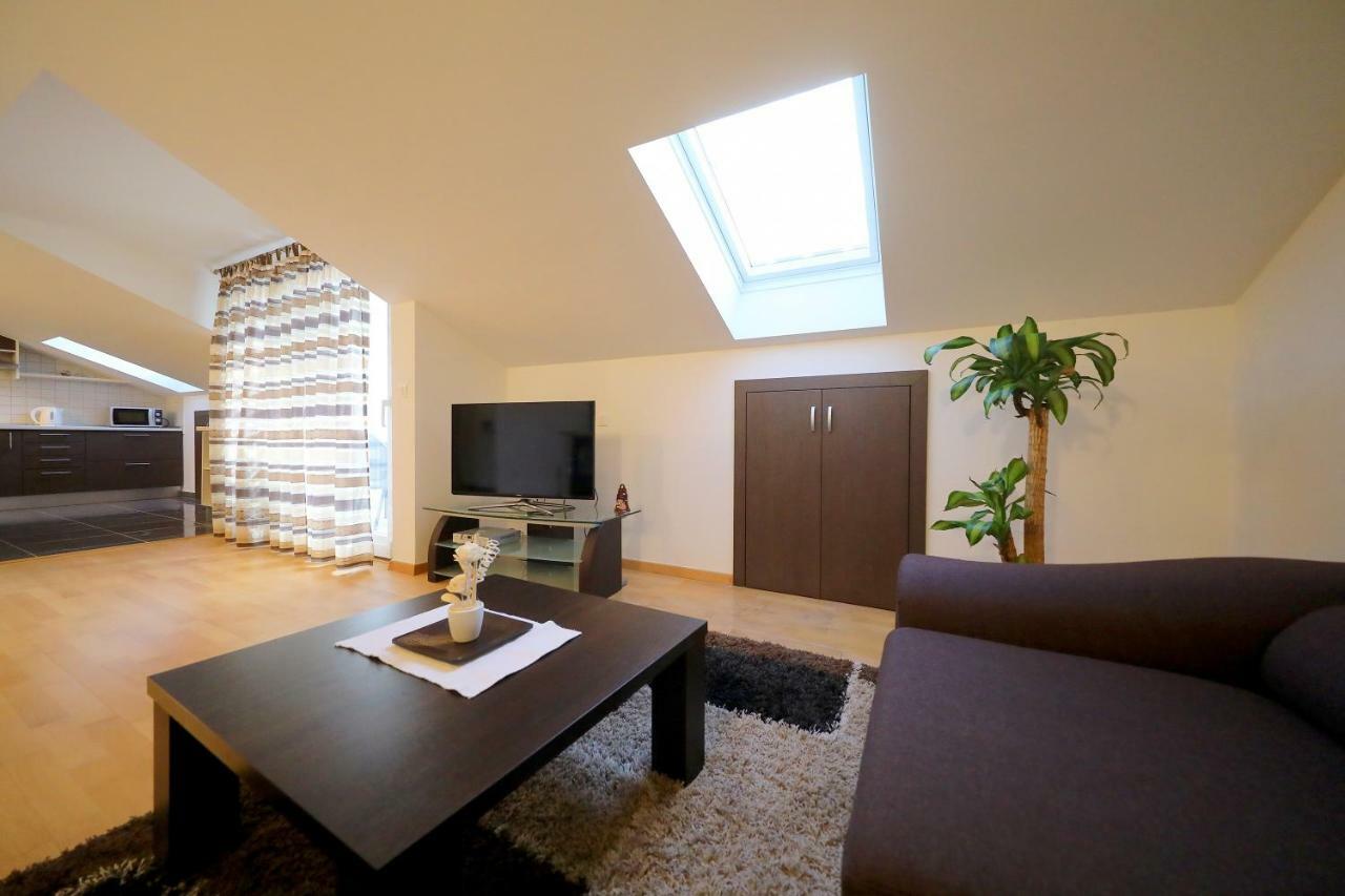 Luxury Villa Nada With Pool Petrčane Zewnętrze zdjęcie
