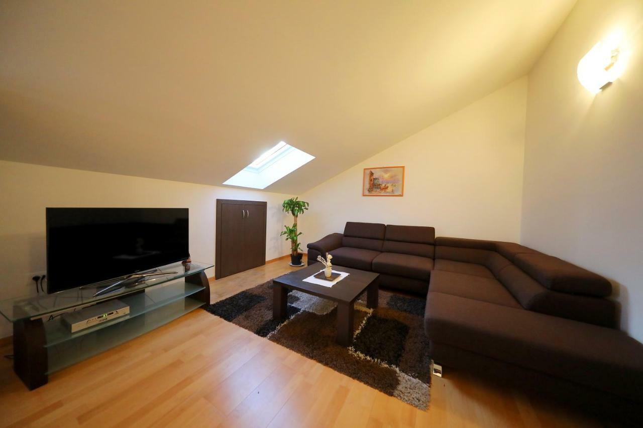Luxury Villa Nada With Pool Petrčane Zewnętrze zdjęcie