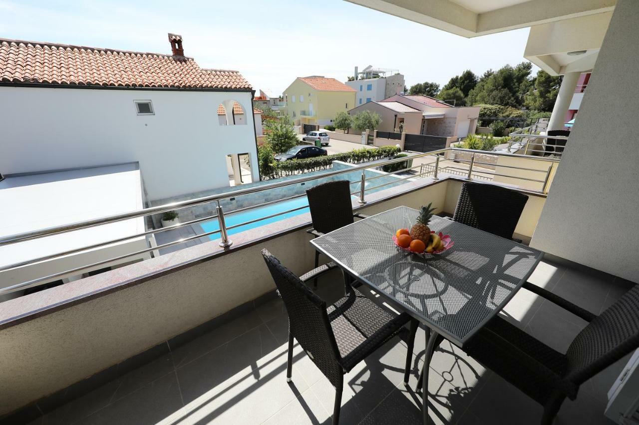 Luxury Villa Nada With Pool Petrčane Zewnętrze zdjęcie