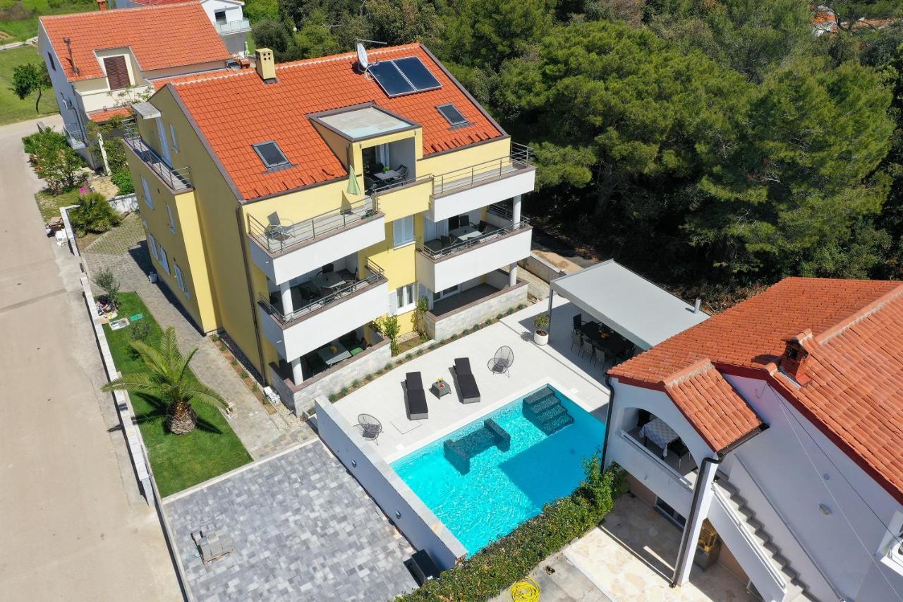 Luxury Villa Nada With Pool Petrčane Zewnętrze zdjęcie